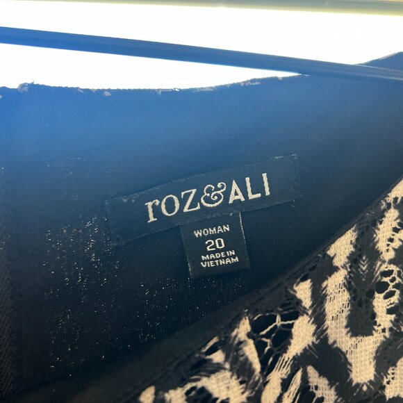 Black and Purple Ombre Plus Size Dress - Picture 4 of 4